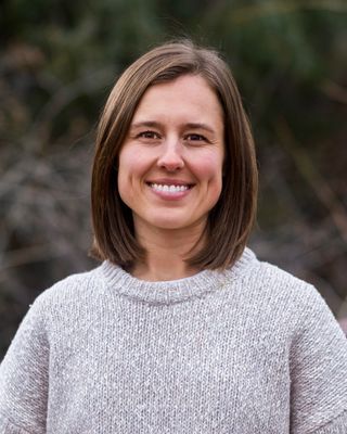 Photo of Steph Cooper, Pre-Licensed Professional