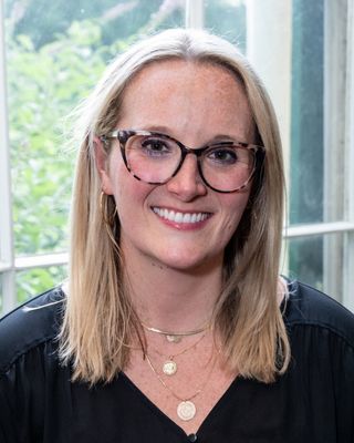 Photo of Tommie Schneider Raskin, Psychologist, PhD, LCSW