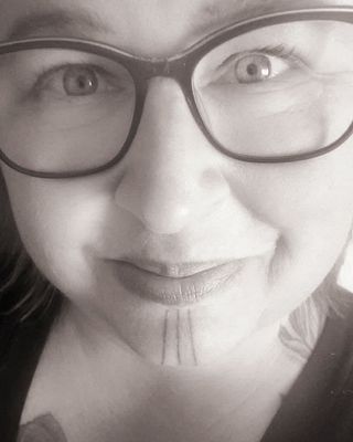 Photo of Jennifer Halldorson, Clinical Social Work/Therapist, MSW RSW, BSW, BA(Adv)