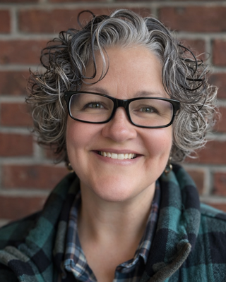 Photo of Julie Swain, Clinical Social Work/Therapist, LISW