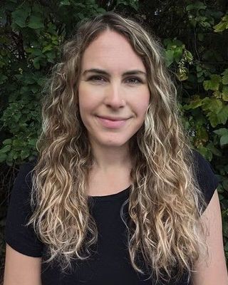 Photo of Jess Wild, Registered Social Worker, MSW