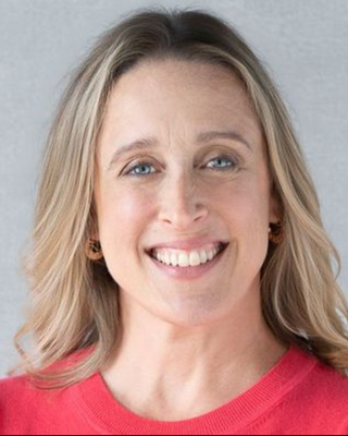 Photo of Kristina Amerikaner, Licensed Social Worker, PMH-C, LMSW