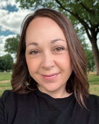 Photo of Melissa Biddlecombe, Counsellor, MA, ACA-L2