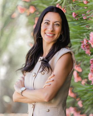 Photo of Jenet Simmons, Pre-Licensed Professional