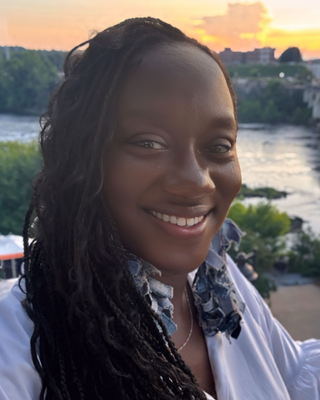 Photo of Eboni Henry, Clinical Social Work/Therapist, LCSW