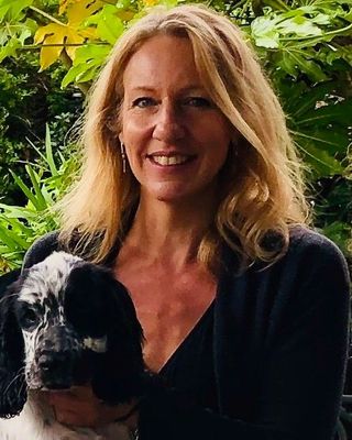 Photo of Sarah Henry, Counsellor, MNCPS Acc.