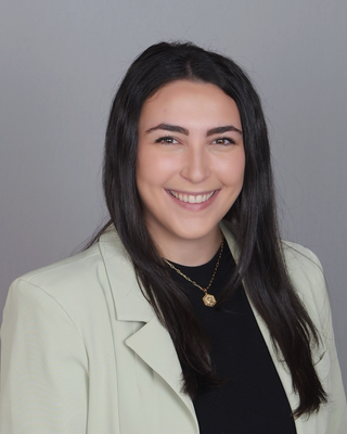 Photo of Chloe Metzger, Clinical Social Work/Therapist, LMSW