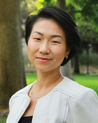 Photo of Esther Lee, Clinical Social Work/Therapist in Manhattan Beach, CA