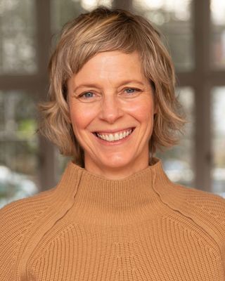 Photo of Sarah Sutcliffe, MA, MBACP, Counsellor