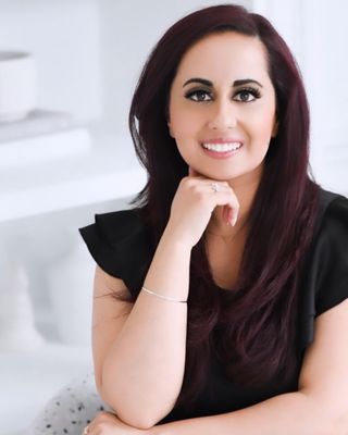 Photo of Maninder Kaur, Counsellor in L4L, ON