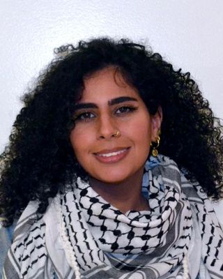 Photo of Roah Karim - Roah, Art Psychotherapist & Counsellor | MAJLIS, Psychotherapist, HCPC-Art Therap.