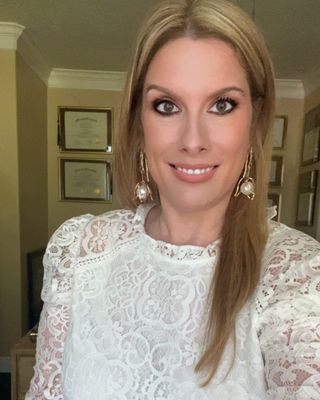 Photo of Dr. Arielle Chandler Carrier, Licensed Professional Counselor, PhD, MEd, MPH, LPC-S