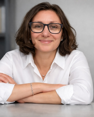 Photo of Lina Jordan, Psychotherapist, MBACP