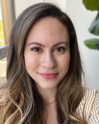 Photo of Robyn Olsen, Marriage & Family Therapist, LMFT