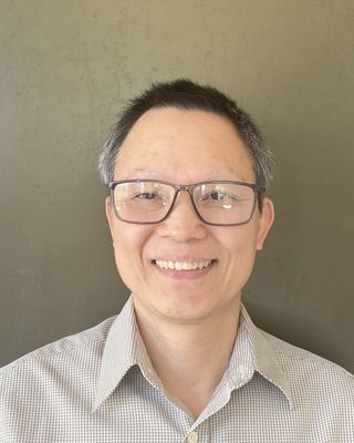 Photo of Guoming Feng, Psychiatric Nurse Practitioner, PMHNP