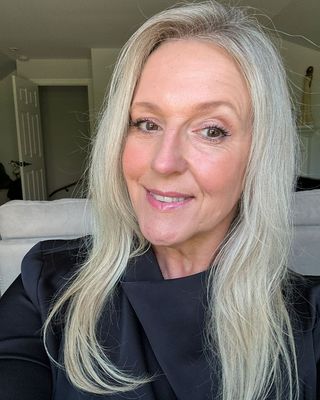 Photo of Joanna L Cox, Marriage & Family Therapist, MNLP, MTLT, MCHt