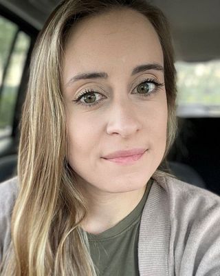Photo of Stephanie Dahl, Licensed Professional Counselor Associate in Texas