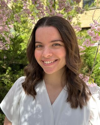 Photo of Julia Christensen, Marriage & Family Therapist Associate