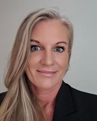 Photo of Erin Holm, Clinical Social Work/Therapist, LCSW