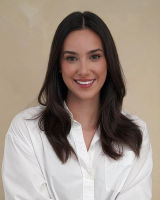 Photo of Daniele Lewin, Marriage & Family Therapist, MA, LMFT