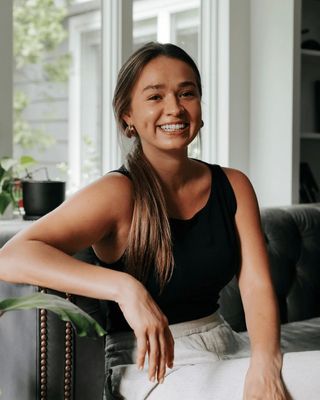 Photo of Emma L'Archevesque, Pre-Licensed Professional