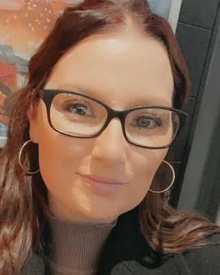 Photo of Hayley Dickinson, Counsellor, MBACP