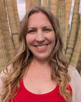 Photo of Katelyn Schwennen - Katelyn Schwennen, LCSW (Cactus Bloom Therapy), Clinical Social Work/Therapist, LCSW, EMDR-C, DBT-C, CCTP 1, CCTP 2