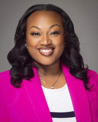 Photo of Zanita Wiggins, Clinical Social Work/Therapist, MSW, LCSW