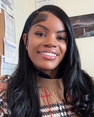 Photo of Shakira Givens, Clinical Social Work/Therapist, LMSW