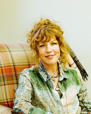 Photo of Edwina Claire, Counselor, LMHC