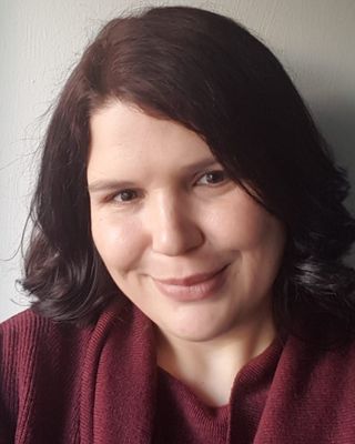 Photo of Dr Cara Whittaker, Psychologist, PsychD, HCPC - Couns. Psych.