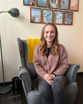 Photo of Vivien Rohde, Pre-Licensed Professional, MA, QMHP