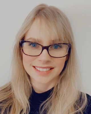 Photo of Amy Battistone, Registered Social Worker, BSW, MSW, RSW