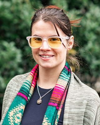 Photo of Bronwen Flores, Psychiatric Nurse Practitioner, PMHNP