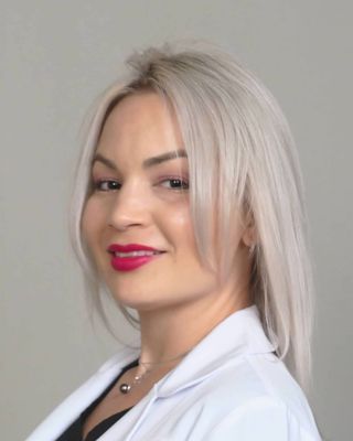 Photo of Yesenia Martin, Psychiatric Nurse Practitioner