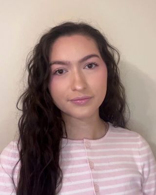Photo of Marie Arroliga, Pre-Licensed Professional, BSW