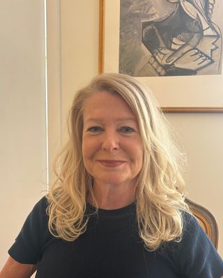 Photo of Carole Butler, Psychotherapist, MSc, MBACP