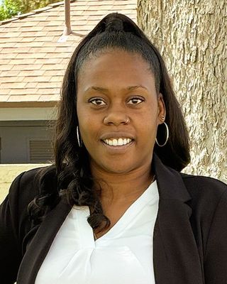 Photo of LaNell Gibson, Marriage & Family Therapist, LMFT