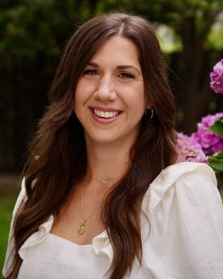 Photo of Mariclare Dasigenis, Clinical Social Work/Therapist in Beverly Hills, CA