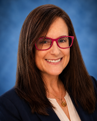 Photo of Lisa Curtin, Clinical Social Work/Therapist, LMSW