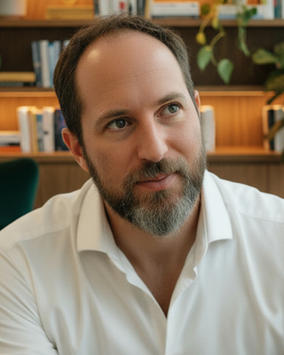 Photo of Dunn Kaufman, Registered Psychotherapist, BA, MA