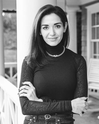 Photo of Dr. Julia Renedo, Psychologist, PsyD