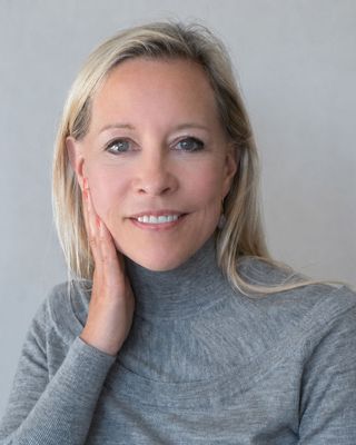Photo of Jennifer Schmelzer, Marriage & Family Therapist, LMFT