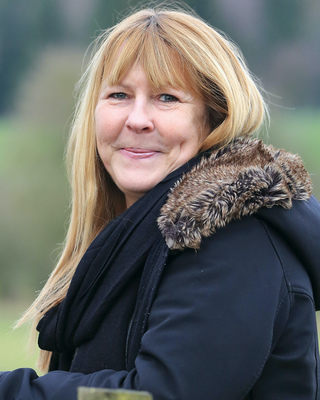 Photo of Mandy Dadswell, MSc, MUKCP, Psychotherapist