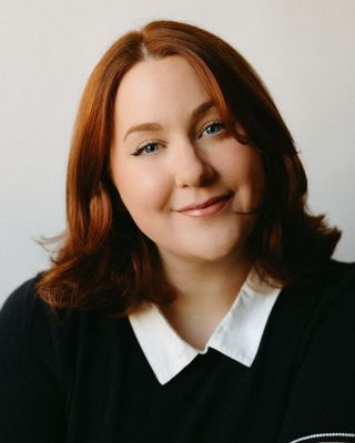 Photo of Dr. Jessica McNair, Psychologist, PsyD, LPsyc