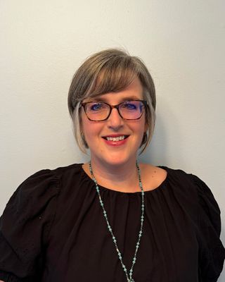 Photo of Laura L Hansford - Laura Hansford, MSW, RSW