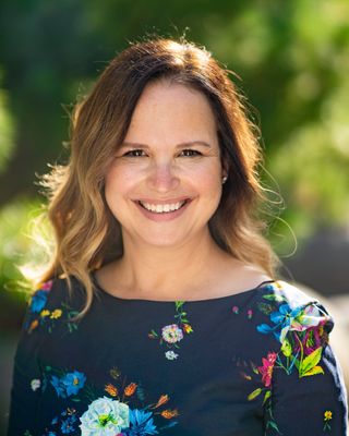Photo of Ashira Lapin, Registered Psychotherapist (Qualifying), MSc