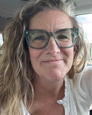 Photo of Amanda Stevens Working With Couples Individuals, Marriage & Family Therapist, LMFT, IN & IL, RYT