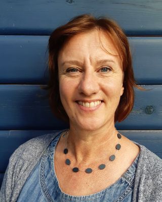 Photo of Jo Thomas, Counsellor, MBACP Accred