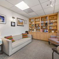 Gallery Photo of Embark at Cabin John's therapy office for treatment of anxiety and depression. 